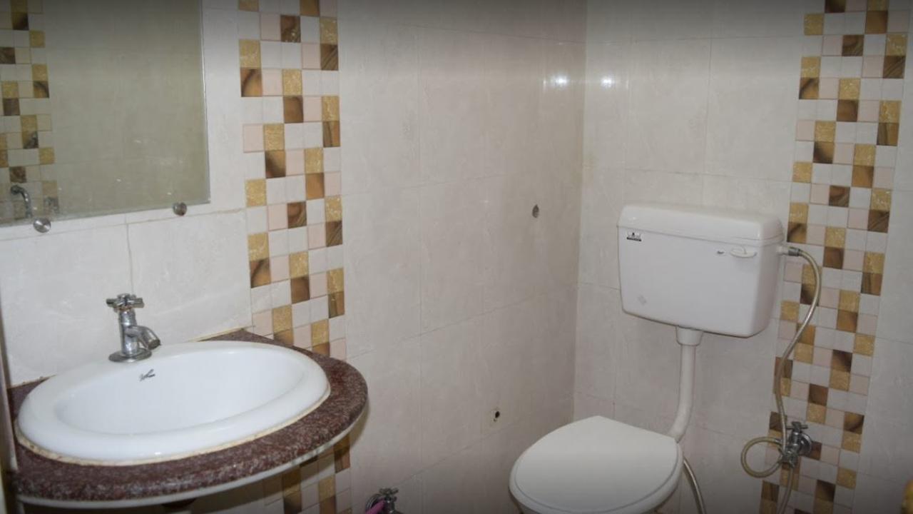 Hotel Aman Palace Allāhābād Junction 외부 사진